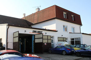 Autoservis & Pneuservis - Dorifto Garage - provozovna